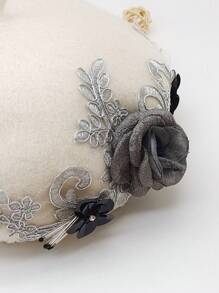 1pc Simple Vintage Embroidered 3d Flower Wool Beret Hat For Autumn/winter Daily Wear - Apricot - View 9