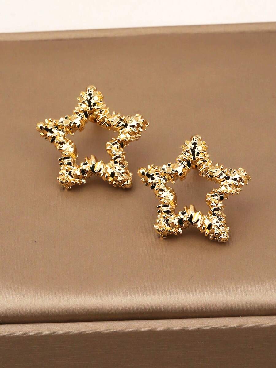 1pc Fashionable Five-pointed Star Shaped Stud Earring - Star - View 1
