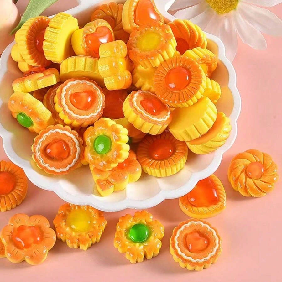 10入組隨機圖案模擬迷你可愛烘焙曲奇甜點扁呈形魅力,可用於diy剪貼簿、髮夾、手機殼工藝配件、diy珠寶製作 - 彩色 - 查看 1