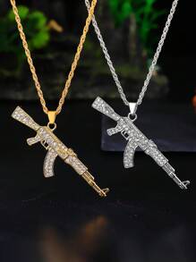 1 pièce Collier pendentif de fusil d'assaut AK47 créatif mode punk rétro avec strass, convient pour le port quotidien des hommes, super cadeau pour lui