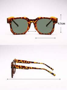 1入款女性新奇方形時尚眼鏡,適用於街拍和旅遊