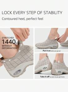 STQ Womens Walking Shoes With Arch Support Non Slip Work Shoes Quilted Slip On Sock Sneakers - 灰褐色 - 查看 2