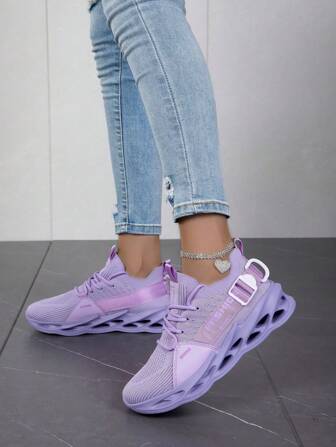Women's Purple Blade-like Running Shoes With Letter Print Shock Absorption, Lightweight, Anti-slip And Front Lace-up Design, Suitable For Daily Gym And Sports