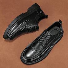 男士黑色休閒皮鞋商務正裝風格布洛克設計透氣軟底英倫風格厚底平跟 - 黑色 - 查看 1