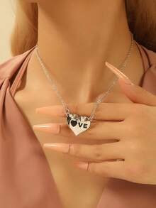 1 件女士銀色 Love 項鍊