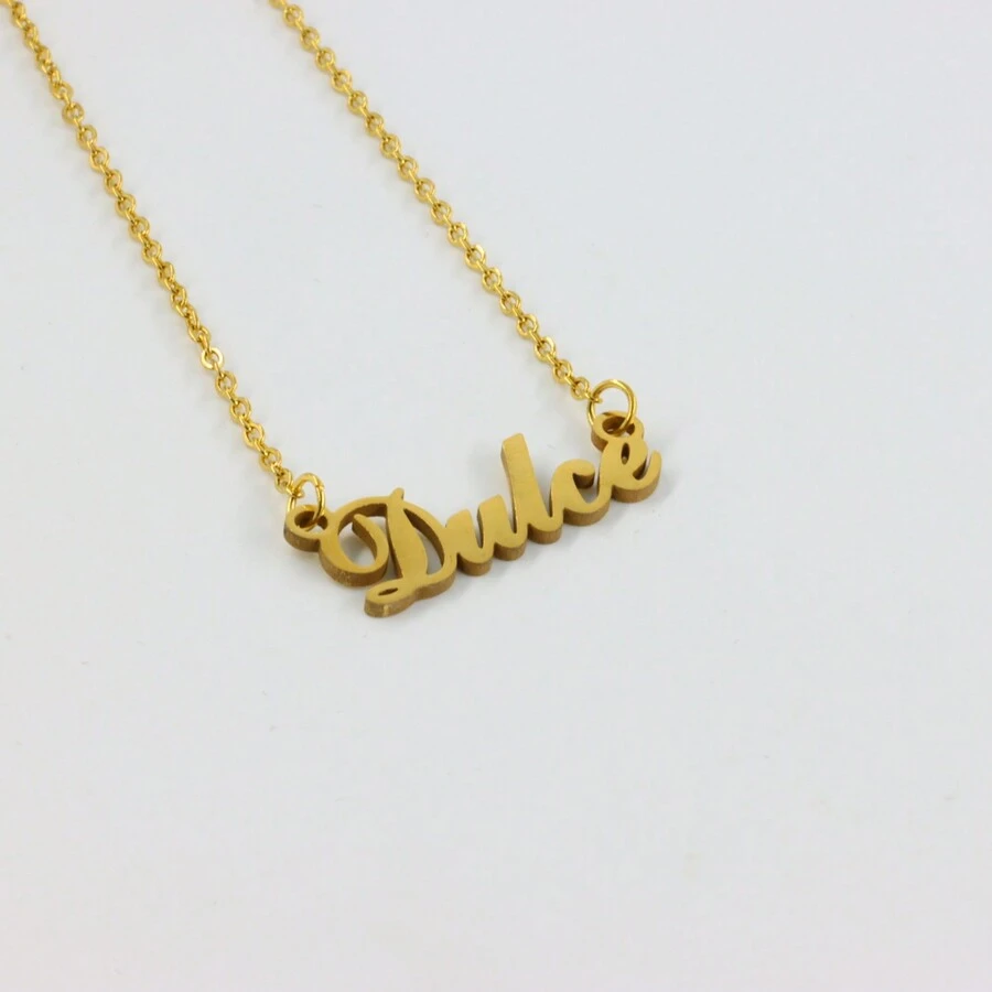 Collar con Nombre de Mujer Alfabetico "D" - Dulce - Ver 1