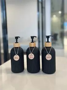 Bộ 3 chai đựng xà phòng 16,91oz có nhãn dán, chai đựng sữa dưỡng thể họa tiết chữ cái, chai sữa tắm rỗng có vòi bơm, thích hợp đựng dầu gội, sữa tắm, dầu xả, đồ dùng phòng tắm, sắp xếp phòng tắm, trang trí nhà cửa, mùa thu, mùa tựu trường - màu đen - Xem 6