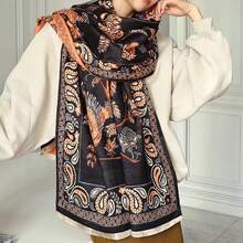 1條新款女鎮黑色和橙色全配暖和圍巾,仿羊絨長款外穿披肩 - 黑色 - 查看 4