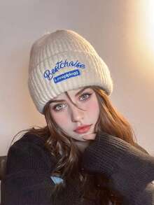 女款針織毛線帽,冬季厚實保暖帽,並加上刺繡,可愛又優雅