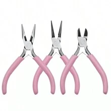 Bộ Kìm trang sức tự làm 1-3 chiếc, bao gồm Kìm mũi dài, Kìm mũi tròn, Kìm mũi cong, Máy cắt dây, Dây đính cườm làm đồ trang sức, Bộ 3 chiếc Kìm màu xanh và Bộ 3 chiếc Kìm màu hồng, Kìm hàm nylon, 6 Kìm vòng dây dạng bậc, Kìm mũi lõm và tròn, Kìm mũi xích uốn cong, Kìm cắt bên, Thích hợp để làm và sửa chữa đồ trang sức, Bộ công cụ dành cho người mới bắt đầu tự làm cho người lớn và trẻ em (Kìm có dầu chống rỉ trên bề mặt, và Màu sắc của tay cầm kìm có thể thay đổi theo từng đợt hàng khác nhau). - Hồng - Xem 3