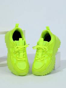 Zapatos casuales deportivos de color verde fluorescente, portátiles y transpirables, zapatos de caminata con diseño de moda y clásico, con cuña aumentadora de altura y plataforma gruesa, adecuados como regalo para fiestas y festivales