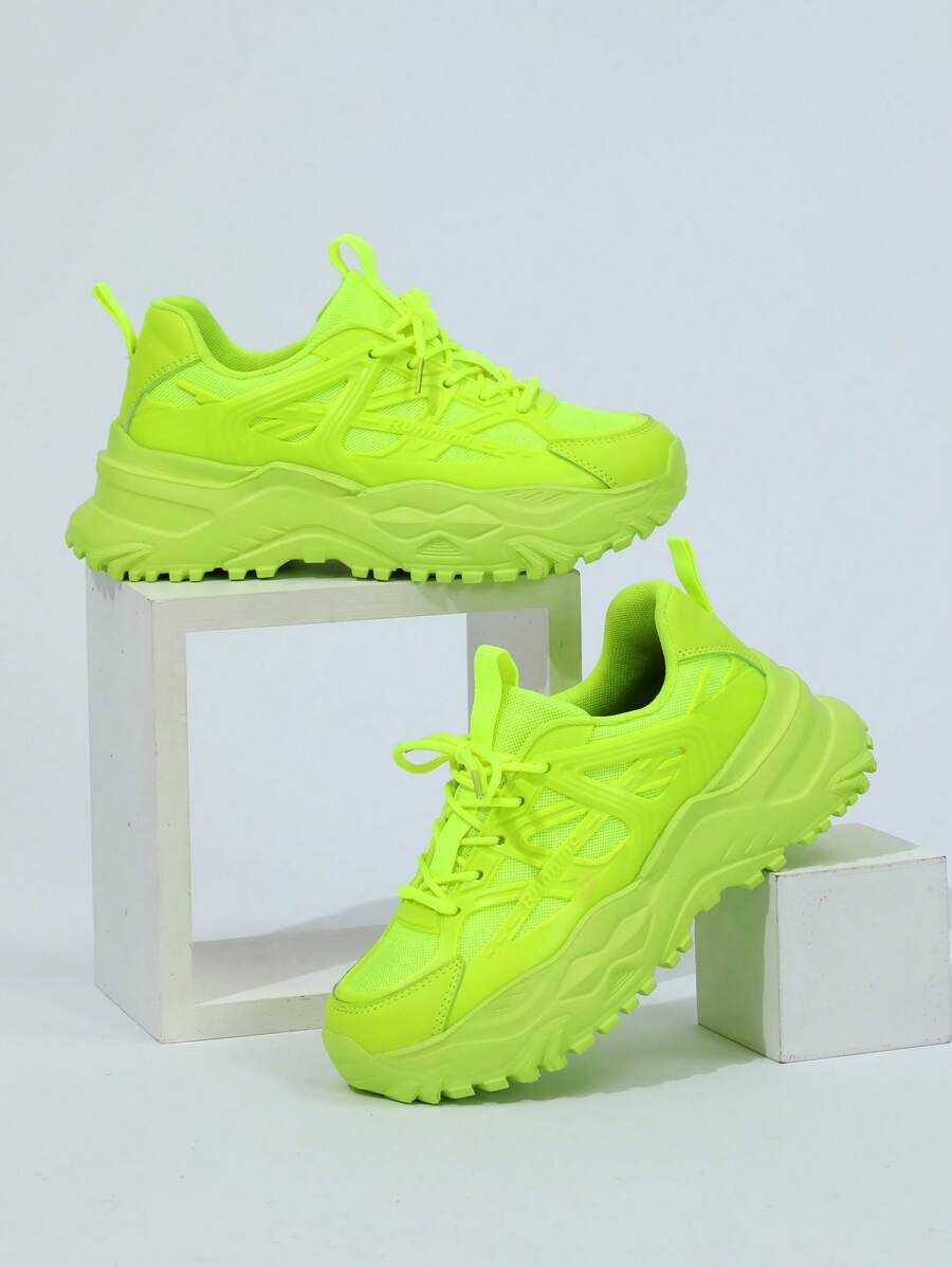 Zapatos casuales deportivos de color verde fluorescente, portátiles y transpirables, zapatos de caminata con diseño de moda y clásico, con cuña aumentadora de altura y plataforma gruesa, adecuados como regalo para fiestas y festivales