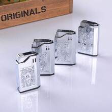 1入組龍惡作劇打火機,帶led燈和迷你手電筒功能,銀鍍仿製,可以用作愚人節、萬聖節、酒吧、ktv等有趣的禮物 - 銀色 - 查看 5