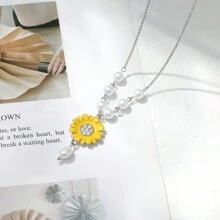 1條18k金/白金陽光花串珠項鍊,鑲有鑽石細節, Y2k復古風格,適合女性日常佩戴和在各種節日送禮