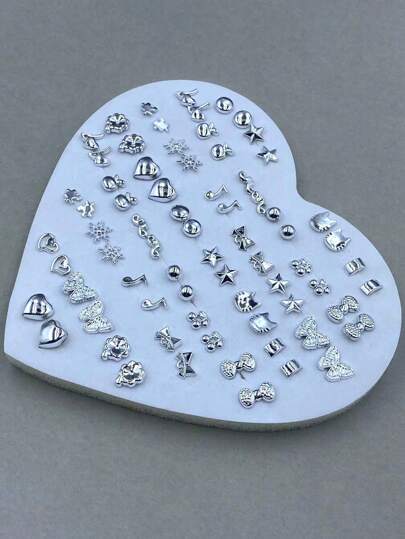 36 对女士各式塑料防过敏耳钉套装，带有心形、星星、蝴蝶、皇冠和音符图案