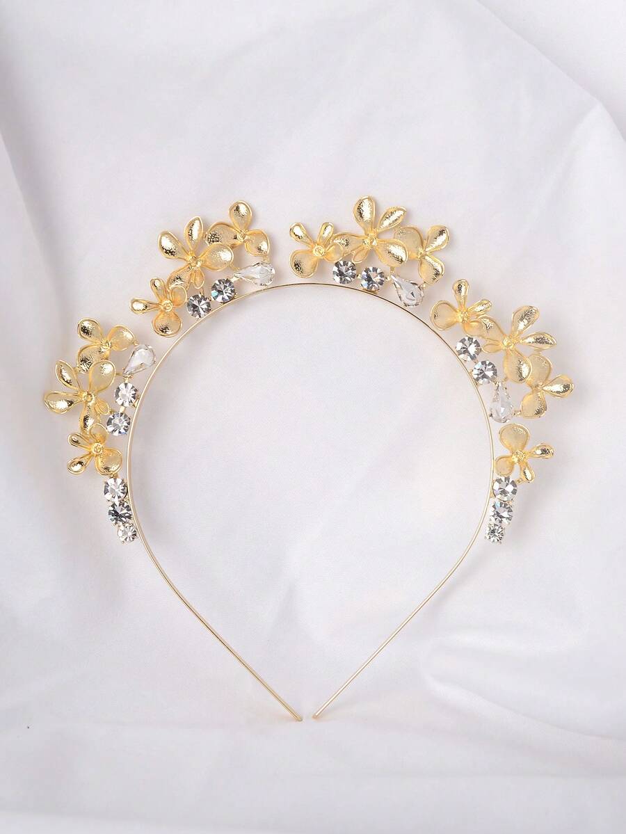 1個女性合金花形頭飾,鑲有鑽石裝飾,非常適合婚禮和派對