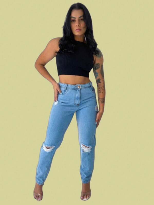 calça jeans feminina mom cintura media  reta premium sem lycra com rasgos destroyer