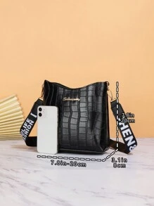 Bolso de cubo con estampado de cocodrilo pequeño y correa ancha - Negro - Ver 4