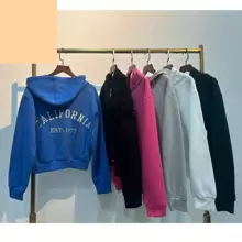 Sudadera con cierre y capucho con letra de california en la parte trasera y con bolsillos - Azul - Ver 1