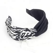 1 件黑白女豹紋和條紋設計交叉結寬髮帶,復古簡約風格,適合戶外佩戴 - 黑與白 - 查看 1