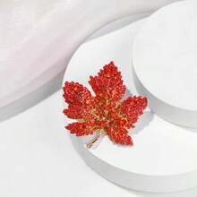 1pc High-end Red Maple Leaf Brooch Pin For Women, Luxury Welcome Accessory For Formal Occasions - Red - View 3