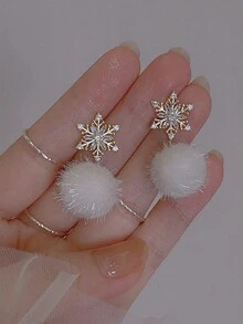 2pcs Cute And Sweet Snowflake Shaped Earrings With Rhinestone Decoration And Fluffy Pendant For Women, Perfect For Christmas Accessory - White - View 4
