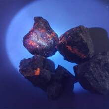 1 Miếng Tự nhiên Ngọn lửa Ngọn lửa đá Mẫu vật liệu sản xuất Thơm đá UV Đèn huỳnh quang Sodalite Mẫu vật liệu sản xuất Thô Pha lê Thủ công Đồ trang trí - 1pc ngẫu nhiên - Xem 8