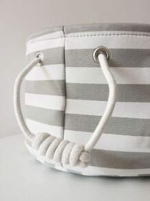 1入組灰色和白色條紋圖案收納籃,適用於寵物玩具,零食,臟衣服收納