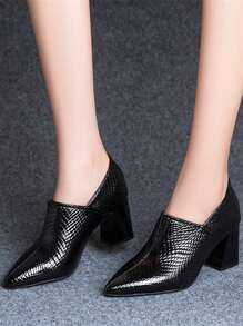 British Style Women's Fashion Embossed Pointed Deep Mouth Pumps, Black Color, High & Thick Heels, Comfortable