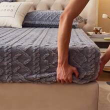 1pc Plush Rhombus Quilted Bedspread, Solid Color, Thickened Fleece Warm Bed Skirt Suitable For Home, Machine Washable, Geometric Pattern Fitted Sheet Set Without Filler, Independence Day,(Pillowcases Not Included) - Grey - View 6