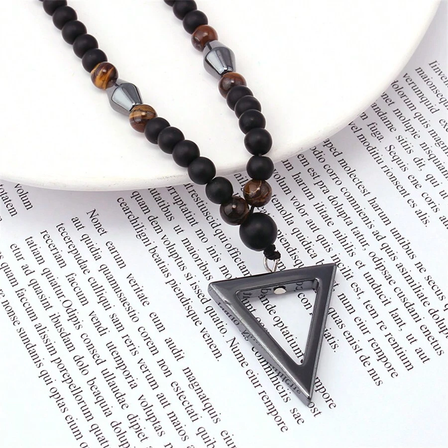 1pc Fashionable Magnetic Triangular Pendant Necklace For Men, Tiger's Eye & Black Cat Eye Healing Energy Stone Beaded Jewelry - Black - View 1