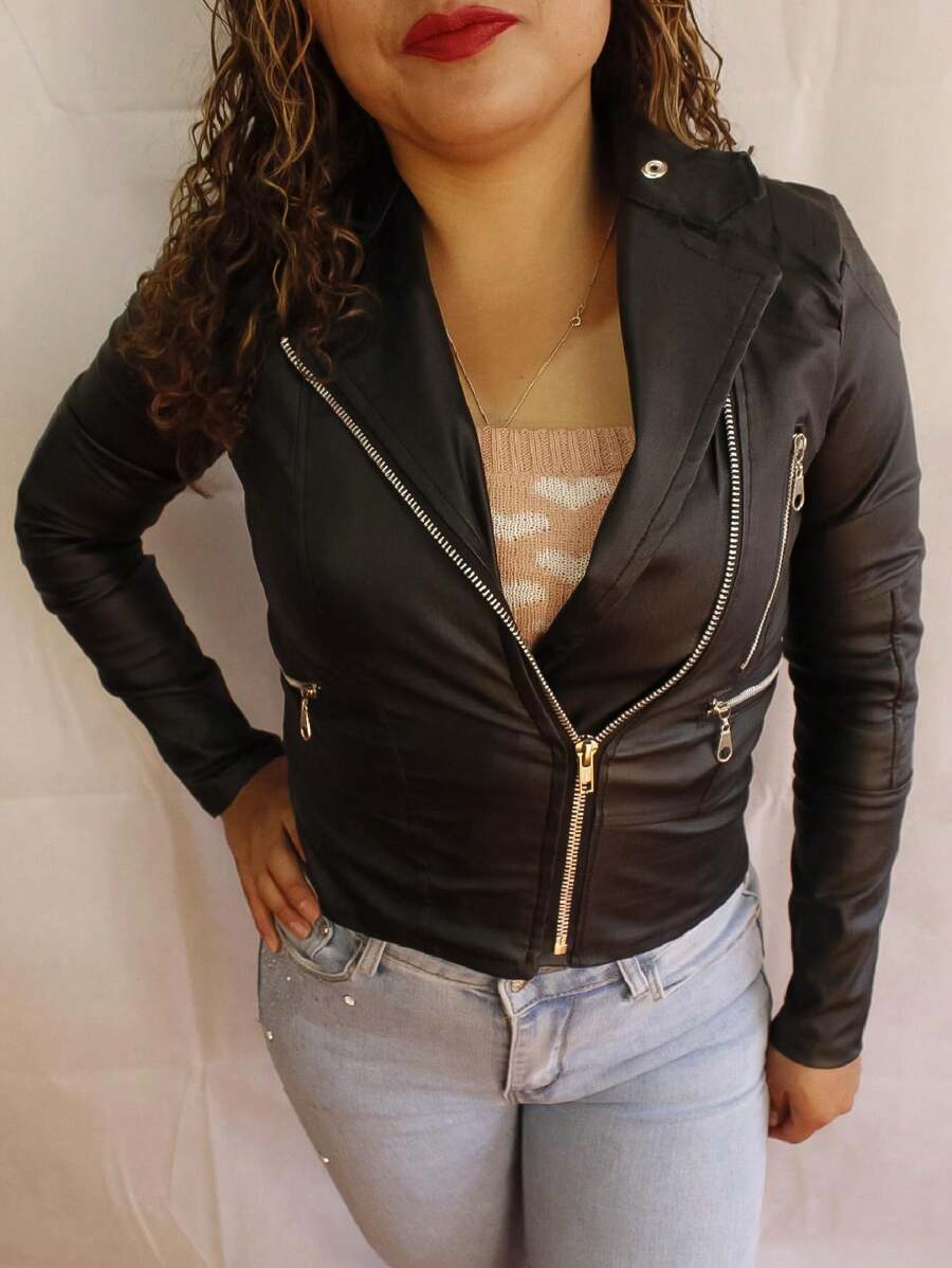 Chaqueta biker negra sexy e informal para mujer con solapa, cremallera y mangas largas clásicas. Corte corto y tejido sin elasticidad, ideal para fiestas. - Negro - Ver 1