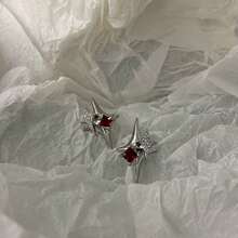 Minimalist Style Original Four Pointed Star Shaped Stud Earrings, Personalized New Starry Ear Clip Design, Sweet Cool Ear Jewelry - Red - View 6