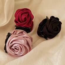 1入韓式時尚緞布玫瑰花髮夾,女士及女友理想禮物