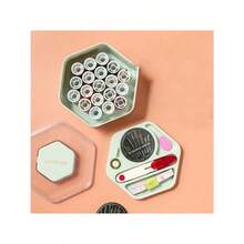 1盒/組24入絲綢針線工具組,包括剪刀、指套、修補針、穿線器、卷尺、多功能雙層家用縫紉收納盒,附有19種縫紉線 - 紫色 - 查看 10