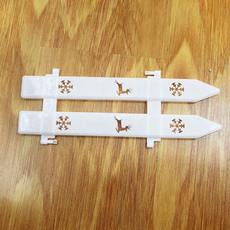 1 Miếng Váy cây thông Noel Trắng Nhựa Rào chắn Với Con hươu Thiết kế rỗng Cửa sổ Đồ trang trí , Kích thước 10*30cm - trắng - Xem 1