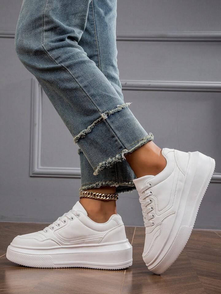 Height increasing deals sports shoes
