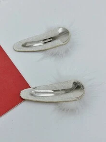 1對女性聖誕雪花百搭夾頭髮配件,附帶毛毛球,適用於冬季和節日