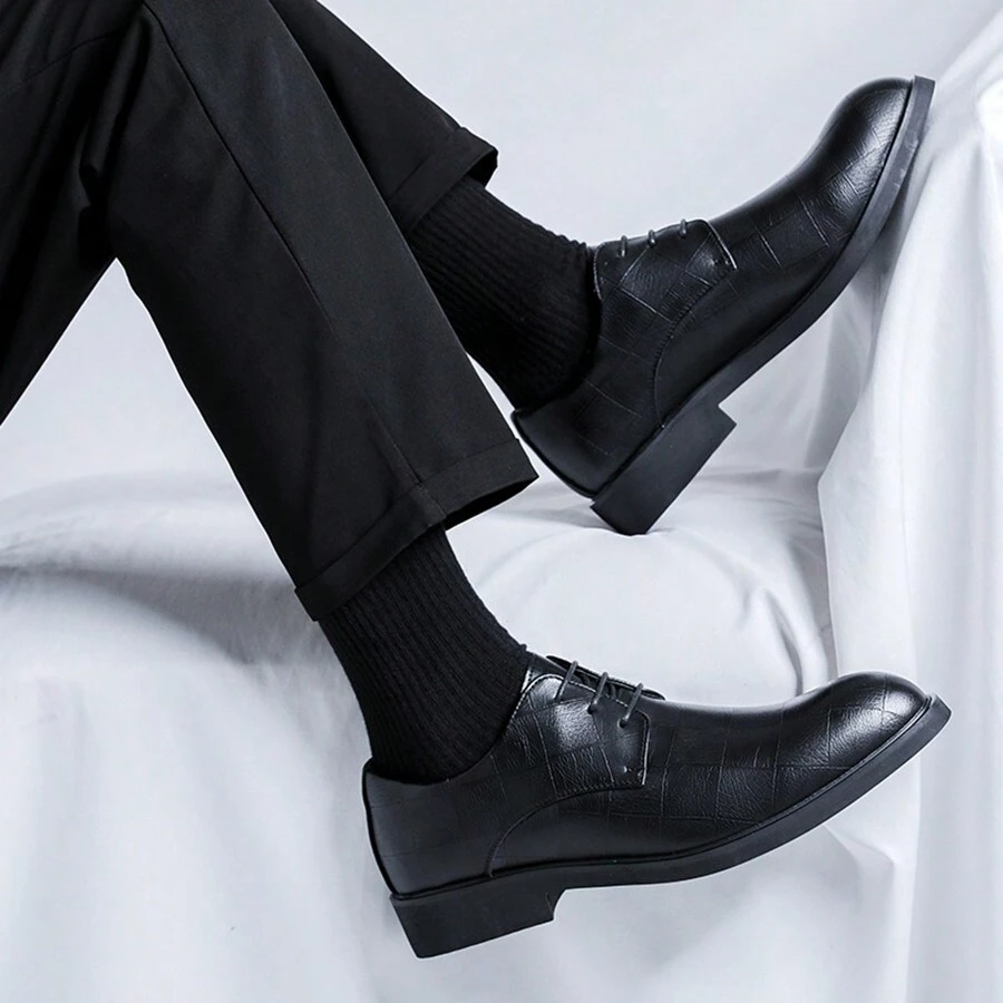 Men's Business Formal/Leisure Youth Dress Shoes - Black - View 1