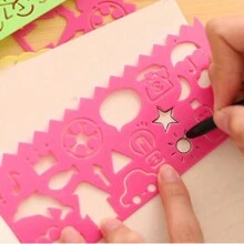 4 PIÈCES Jouets de dessin pour enfants, tableau de patrons de peinture, règle en plastique, artisanat artistique, apprentissage du dessin. Jouets éducatifs pour enfants, cadeau (Remarque: mélange aléatoire), retour à l'école