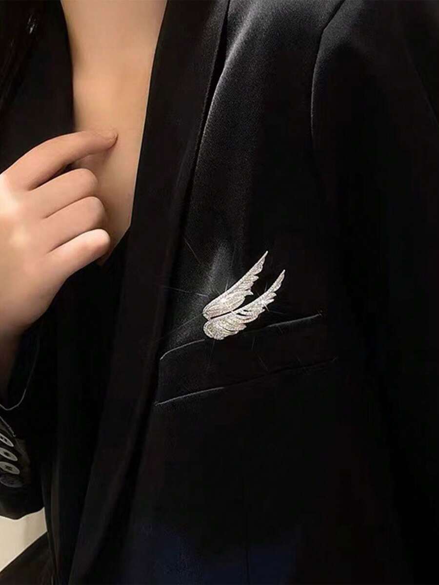 1個高級日式羽毛胸針,翅膀設計可防止滑落,適用於西裝裝飾(翅對翅胸針) - 銀色 - 查看 1