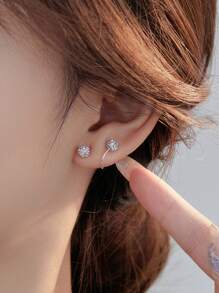 ELSEDES 1pc Fashionable & Luxurious S295 Silver Geometric Shaped Earring With Brightly Glittering Inlaid Jewel Perfect For Women's Daily Outfit And Party Dressing - Silver - View 3