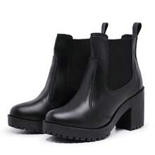Women Ankle Boots & Booties - 黑色 - 查看 5