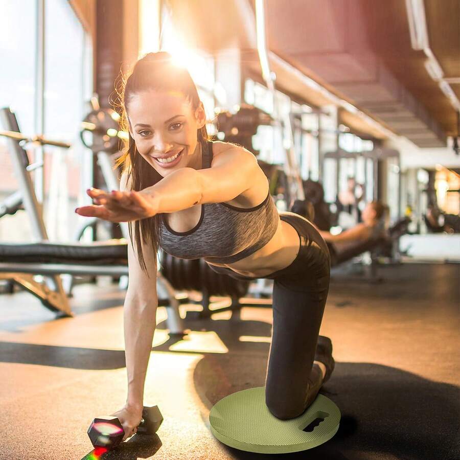 1入綠色eva泡沫材質多功能戶外墊,可用作健腹輪墊,跪墊,棒式支撐墊,防滑膝墊,園藝膝墊,汽車膝墊,冥想膝墊和瑜珈膝墊