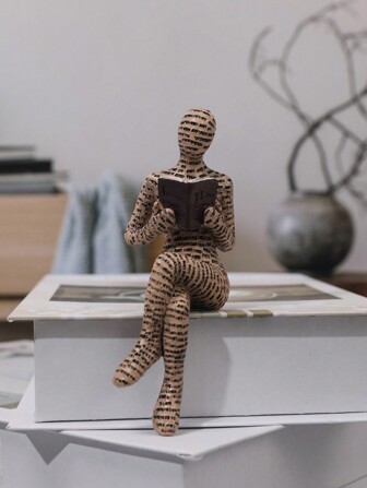1pc Resin Abstract Sitting Figure Reading Book Home Decoration Ornaments Best Gifts Birthday Graduation