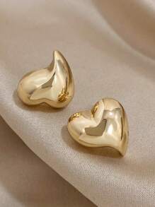 1對時尚光澤金銀色愛心耳環,適用於女性和女孩的別致富戀愛耳針,情人節首飾禮物 - 愛心 - 查看 3