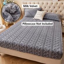 1pc Plush Rhombus Quilted Bedspread, Solid Color, Thickened Fleece Warm Bed Skirt Suitable For Home, Machine Washable, Geometric Pattern Fitted Sheet Set Without Filler, Independence Day,(Pillowcases Not Included) - Grey - View 2