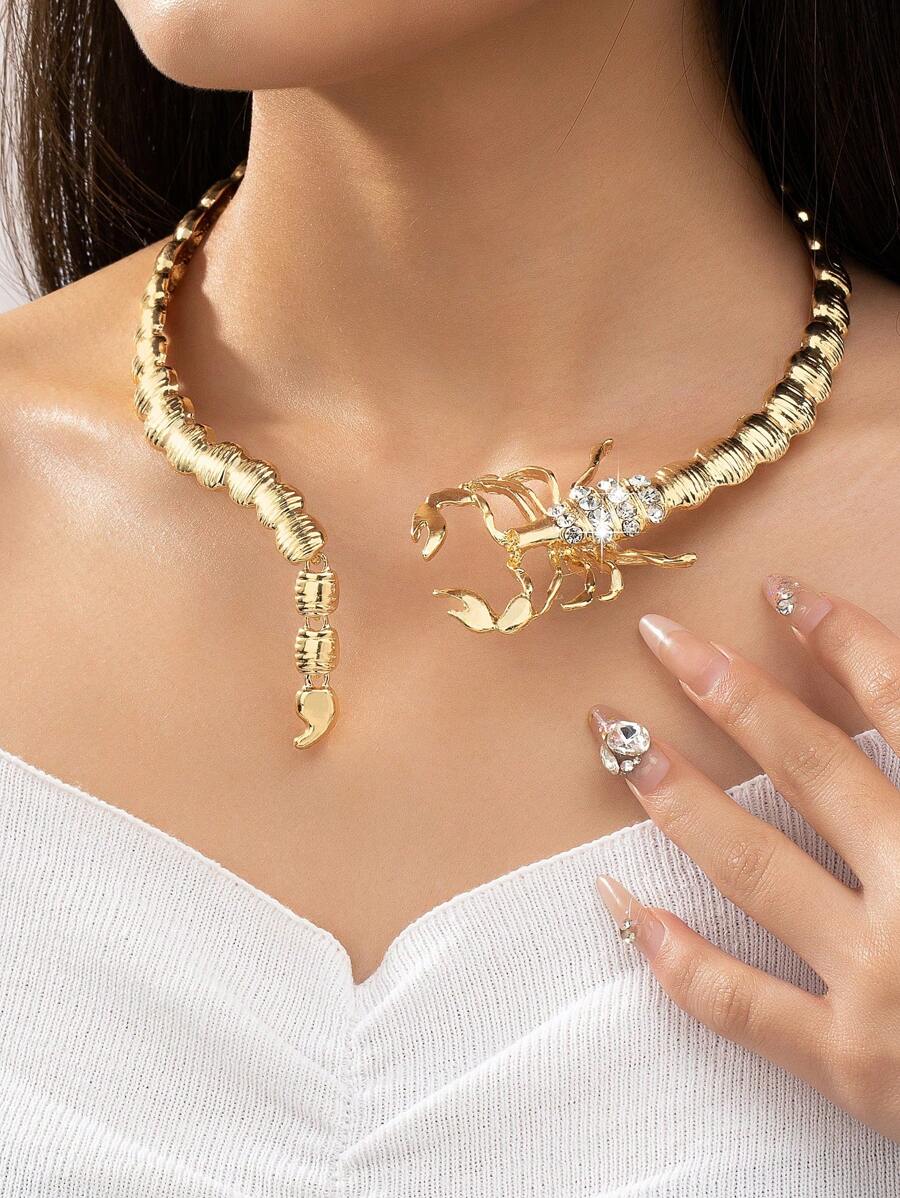 1pc Fashionable European And American Exaggerated Diamond Studded, Gold-Color Serpentine Sexy Woman Pendant Necklace - Yellow Gold - View 1