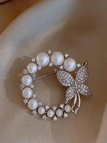 1件合金輕奢珍珠蝴蝶胸針，優雅服飾，鑲有鑽石的胸花配件 - 銀色 - 查看 2