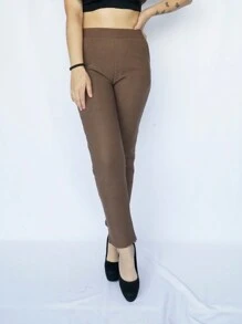 KIT DE 2 PANTALONES AFELPADOS  LISOS PARA DAMA, COMBINABLES CON TACONES O TENIS. - Café integral - Ver 2